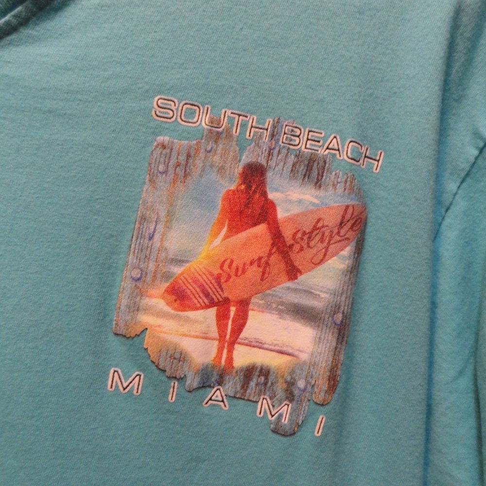 Surf Style V neck South Beach Surfing girl Graphic T~EUC~ - Picture 3 of 4